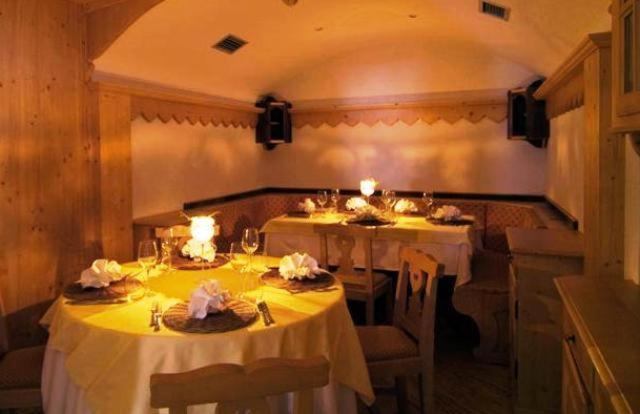 Hotel Madonnina Resort And Wellness Soraga Εξωτερικό φωτογραφία